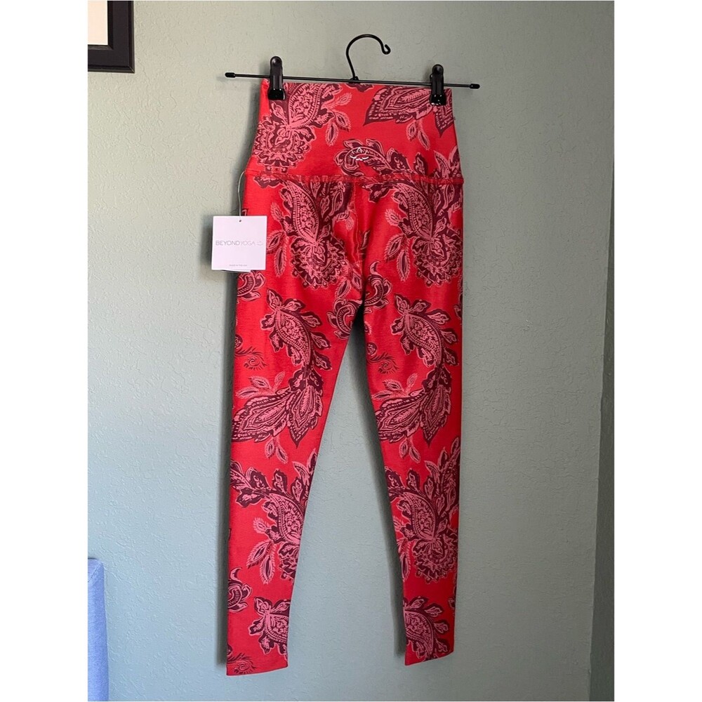 New Beyond Yoga Papai Chai Paprika Paisley Softmark High Waisted Legging Size XS